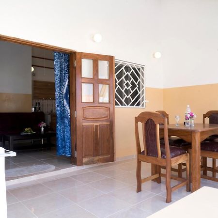 Kunta Kinteh Beach Complex Коту Екстериор снимка