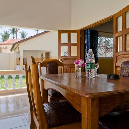 Kunta Kinteh Beach Complex Коту Екстериор снимка